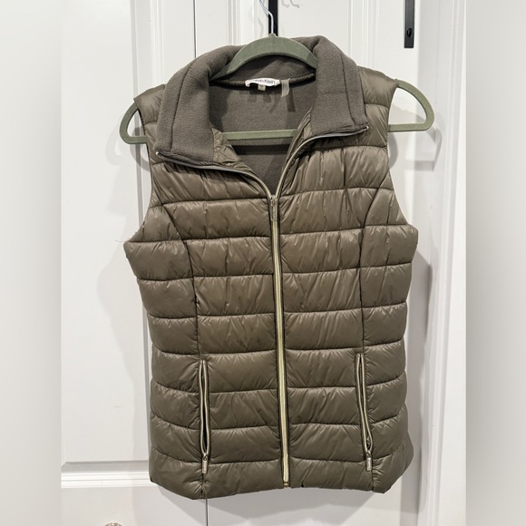 Calvin Klein Jackets & Blazers - Calvin Klein Khaki Puffer Vest